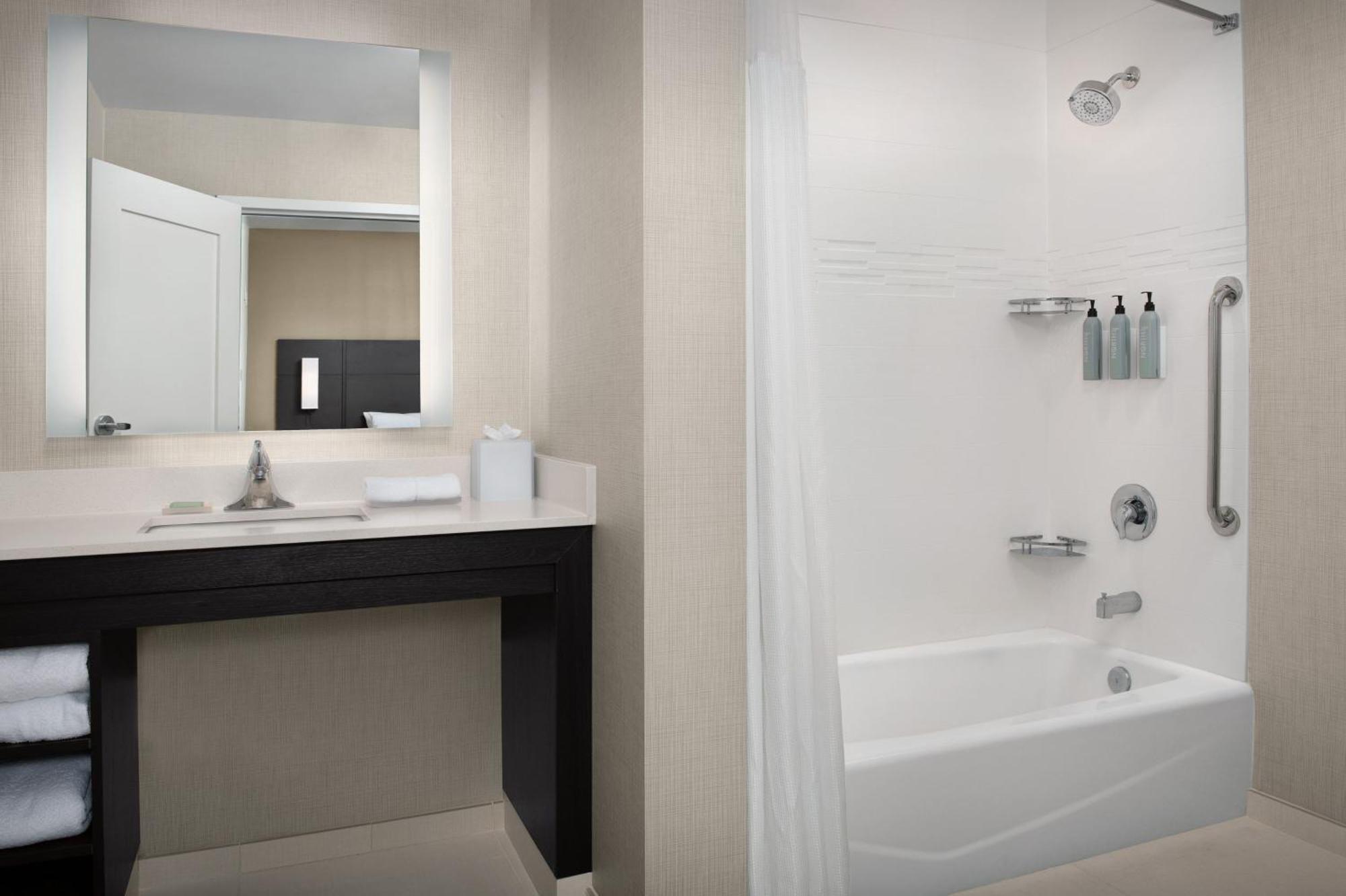 Residence Inn By Marriott Fresno Clovis Exterior photo